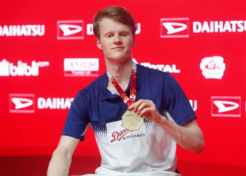 Anders Antonsen cầu lông