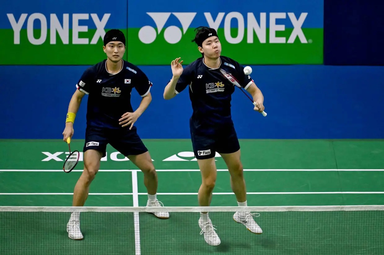 Tay vợt Kim Won Ho