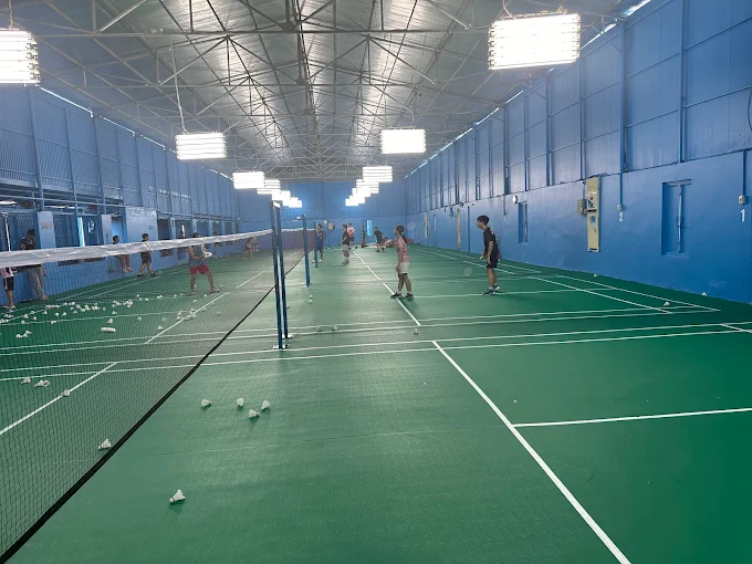 Sân cầu lông Quan Nhân