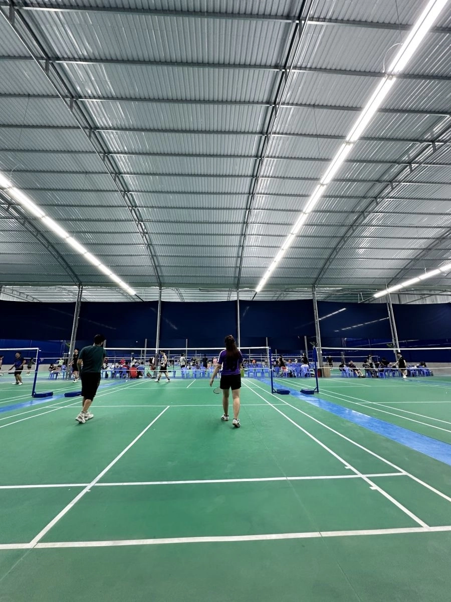 sân cầu lông Hoàng Hoa Thám