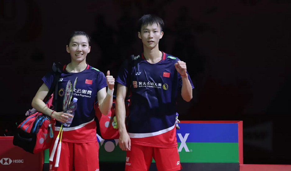 Jiang Zhen Bang và Wei Ya Xin