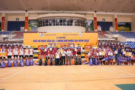 Lễ trao giải cầu lông đồng đội quốc gia 2025