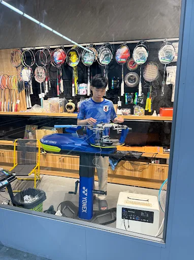 Showroom cầu lông chuyên nghiệp ở sân cầu lông An Khánh 
