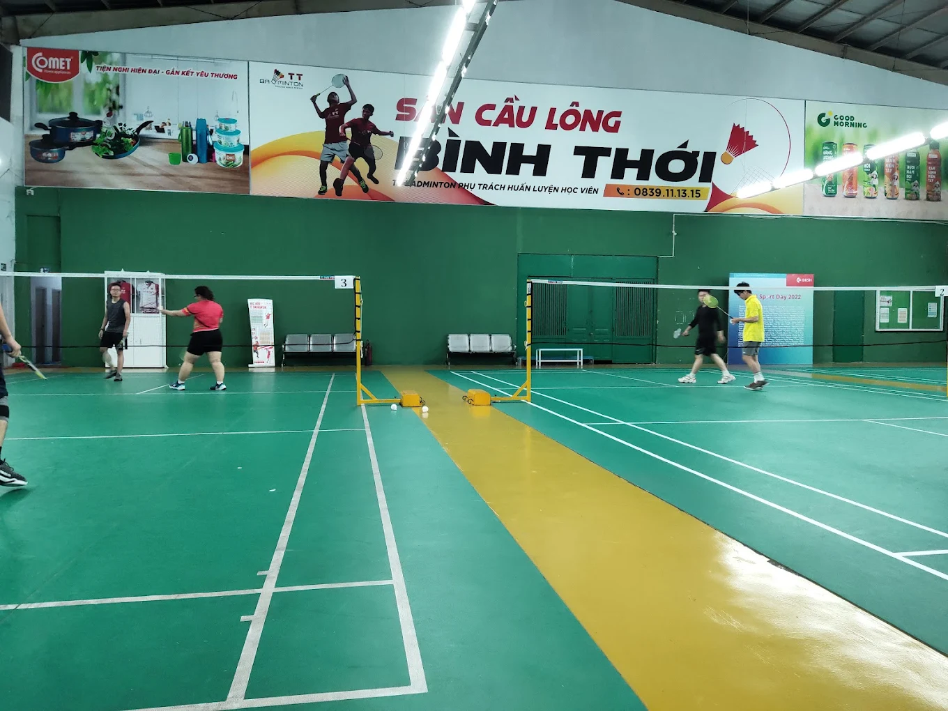 sân cầu lông Bình Thới