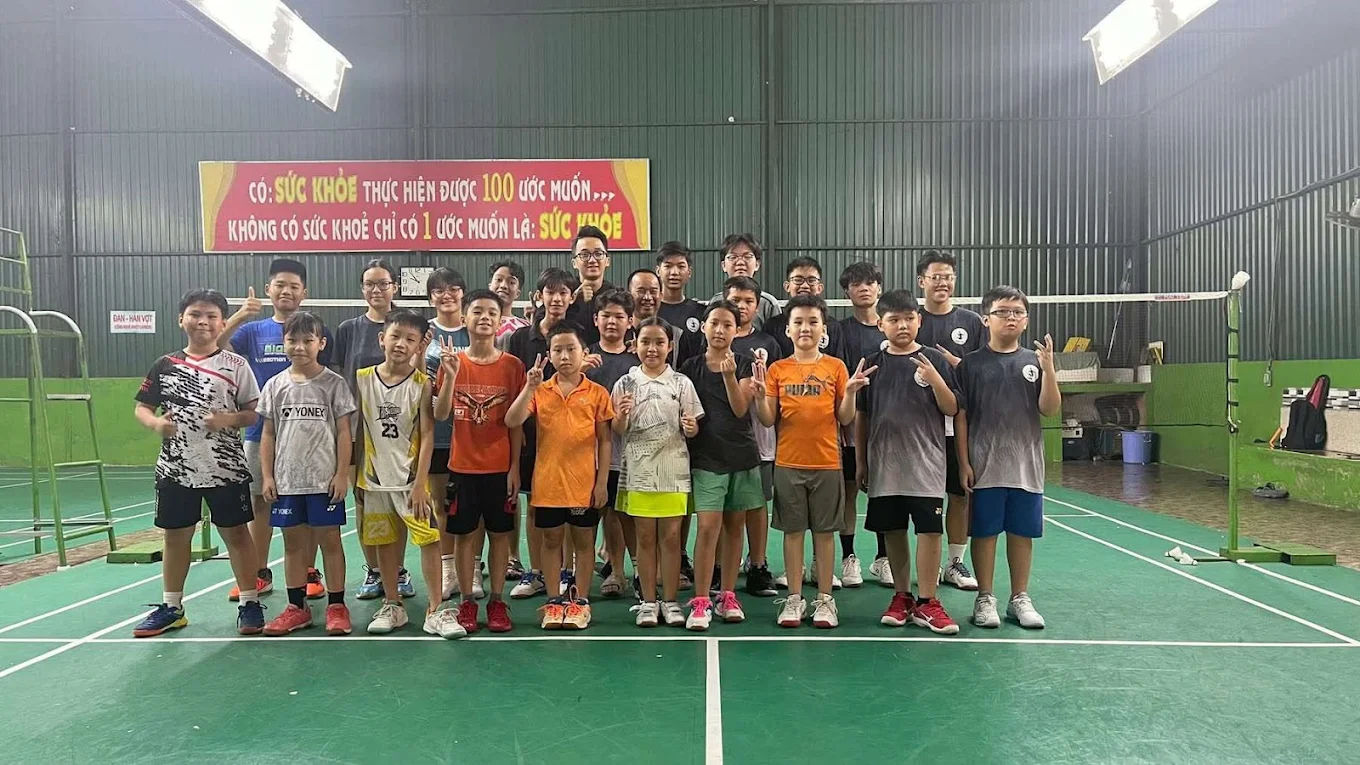 Sân cầu lông Đức Lợi