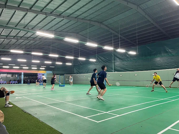 Sân cầu lông Vy Phong 